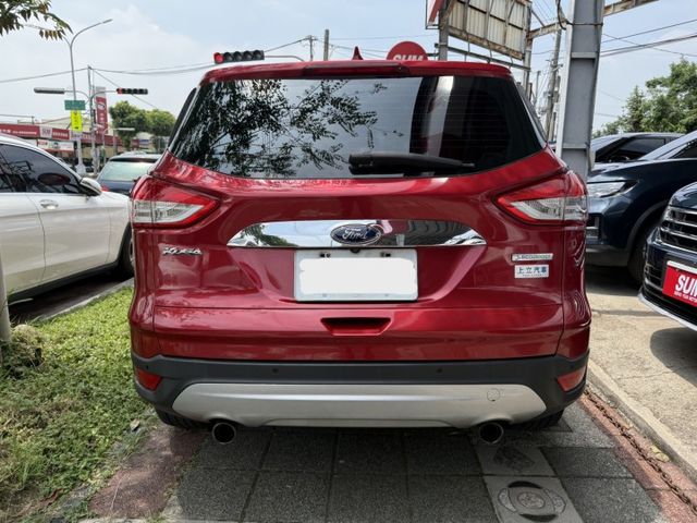 2014年 Foud Kuga 1.6 時尚經典型 原鈑件 全景天窗 電尾門 渦輪引擎 極致舒適 國產運動休旅  第3張相片