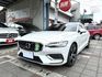 2021年 VOLVO V60 T8 inscription 2.0 油電混合 原鈑件 北歐經典質感簡約風性能轎式旅行車  第1張縮圖