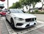 2021年 VOLVO V60 T8 inscription 2.0 油電混合 原鈑件 北歐經典質感簡約風性能轎式旅行車  第3張縮圖