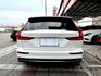 2021年 VOLVO V60 T8 inscription 2.0 油電混合 原鈑件 北歐經典質感簡約風性能轎式旅行車  第6張縮圖