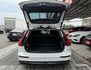 2021年 VOLVO V60 T8 inscription 2.0 油電混合 原鈑件 北歐經典質感簡約風性能轎式旅行車  第7張縮圖