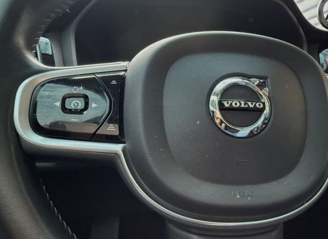 2021年 VOLVO V60 T8 inscription 2.0 油電混合 原鈑件 北歐經典質感簡約風性能轎式旅行車  第17張相片