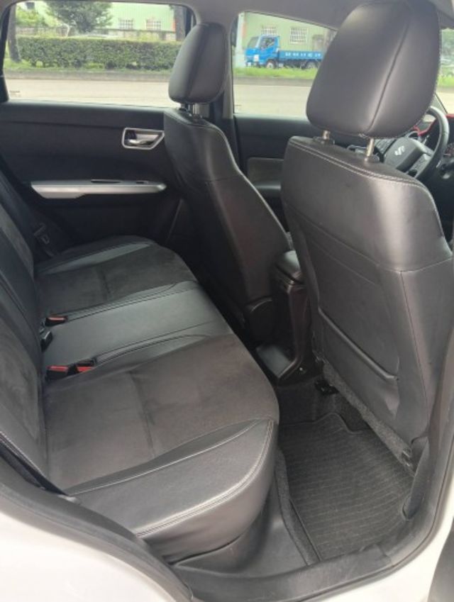 2016年 Suzuki Vitara GLX 1.6 僅跑5萬公里 恆溫  I-Key 定速 日系SUV城市型小休旅  第13張相片