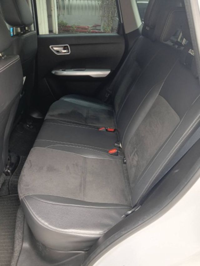 2016年 Suzuki Vitara GLX 1.6 僅跑5萬公里 恆溫  I-Key 定速 日系SUV城市型小休旅  第14張相片
