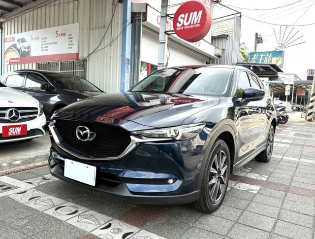 2017年 Mazda CX-5(NEW) SKY-G 2WD 頂級型 雙區恆溫 電動椅 兼顧質感 空間與安全的日系休旅  第1張相片