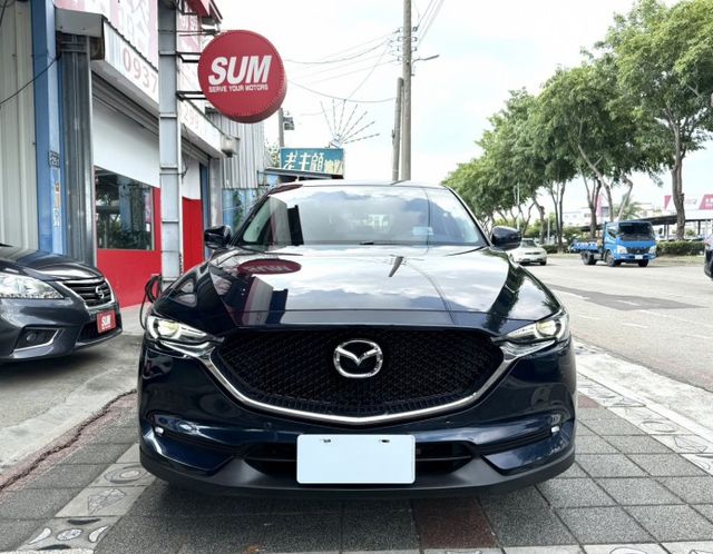 2017年 Mazda CX-5(NEW) SKY-G 2WD 頂級型 雙區恆溫 電動椅 兼顧質感 空間與安全的日系休旅  第2張相片