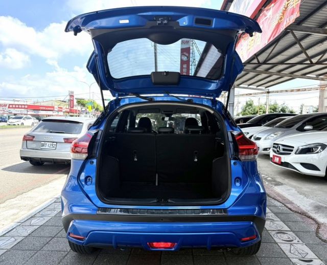 2023年 Nissan Kicks 1.6 頂級旗艦版 原鈑件 僅跑1.3萬 ACC 環景 外型年輕 都會潮流小休旅  第7張相片