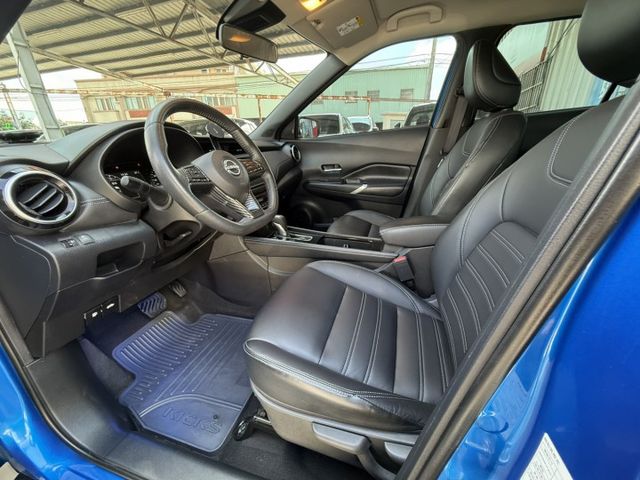 2023年 Nissan Kicks 1.6 頂級旗艦版 原鈑件 僅跑1.3萬 ACC 環景 外型年輕 都會潮流小休旅  第13張相片