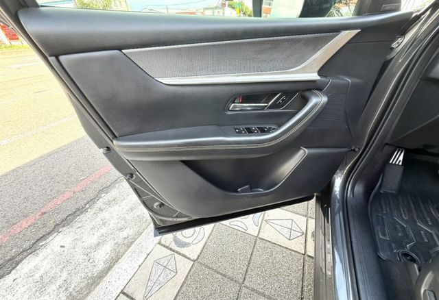 2025年式 Mazda CX-60 25S AWD Exclusive 2.5 原鈑件 僅跑2萬 日系精品級質感休旅  第17張相片