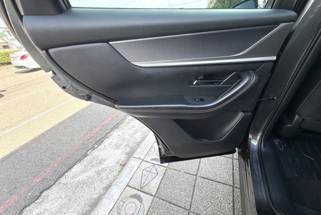 2025年式 Mazda CX-60 25S AWD Exclusive 2.5 原鈑件 僅跑2萬 日系精品級質感休旅  第18張相片