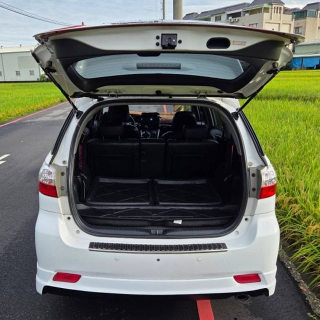 2012年 Toyota Wish 頂級E-HI版 7人座 原鈑件 電動座椅 定速 恆溫  I-Key 經典休旅王者  第3張相片