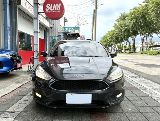2017年 Ford Focus 5D 1.5T 汽油時尚型 原鈑件 里程8萬 渦輪引擎 定速 靈活好開 駕馭樂趣滿分  第2張相片