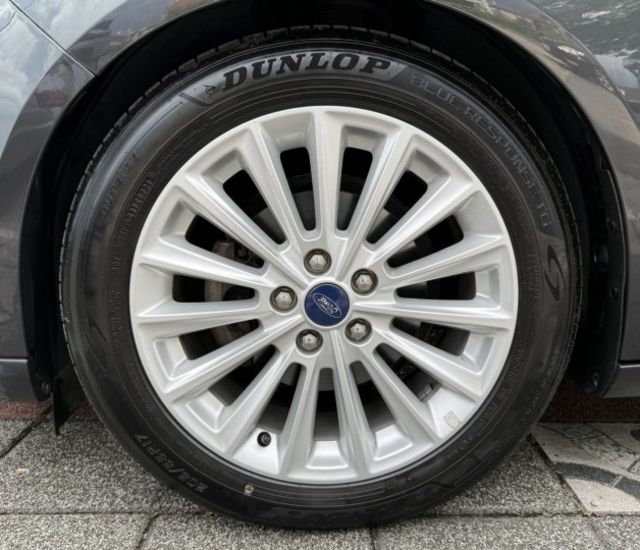 2017年 Ford Focus 5D 1.5T 汽油時尚型 原鈑件 里程8萬 渦輪引擎 定速 靈活好開 駕馭樂趣滿分  第10張相片
