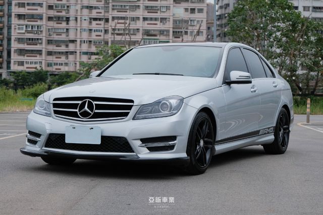 M-Benz 賓士 C250  第1張相片