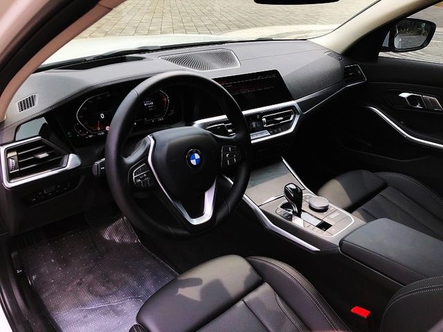 BMW寶馬 318I LUXURY  第8張相片