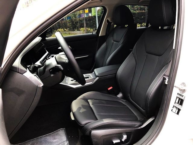 BMW寶馬 318I LUXURY  第9張相片
