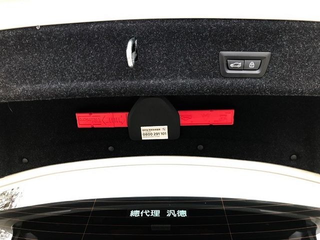 BMW寶馬 318I LUXURY  第10張相片