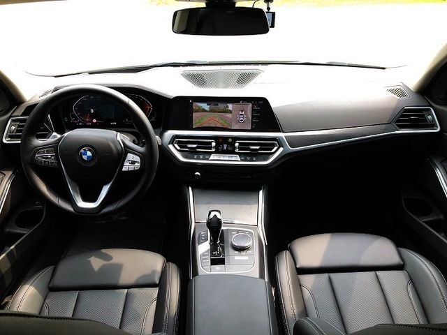 BMW寶馬 318I LUXURY  第12張相片