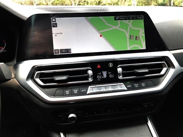 BMW寶馬 318I LUXURY  第15張相片