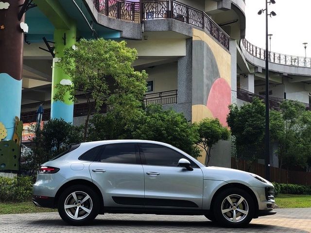 PORSCHE保時捷 MACAN  第2張相片