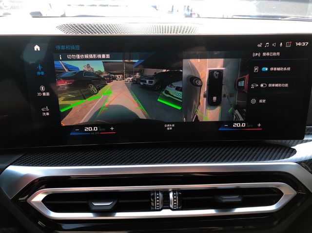 BMW寶馬 M3 SEDAN  第12張相片