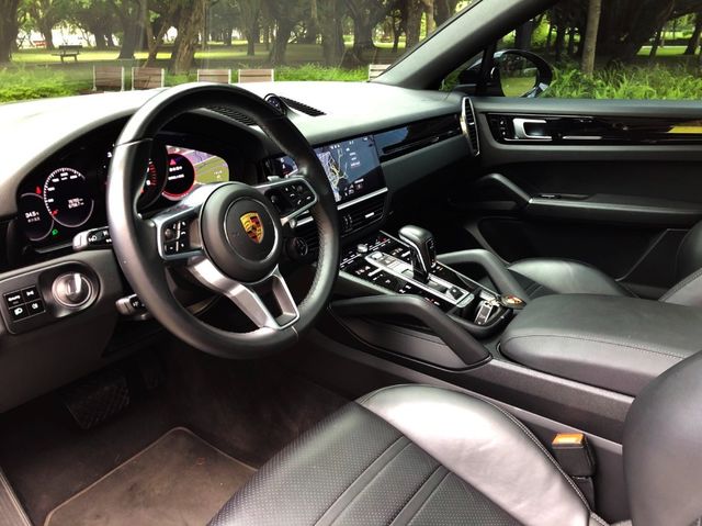 PORSCHE保時捷 CAYENNE  第8張相片