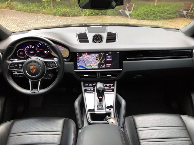 PORSCHE保時捷 CAYENNE  第12張相片