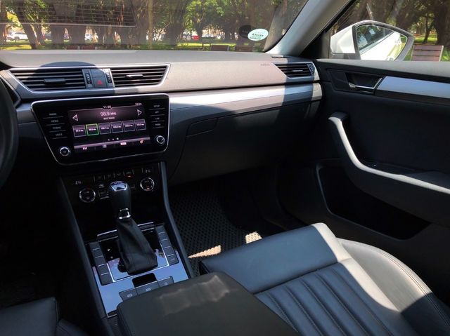 SKODA司科達 SUPERB COMBI  第12張相片