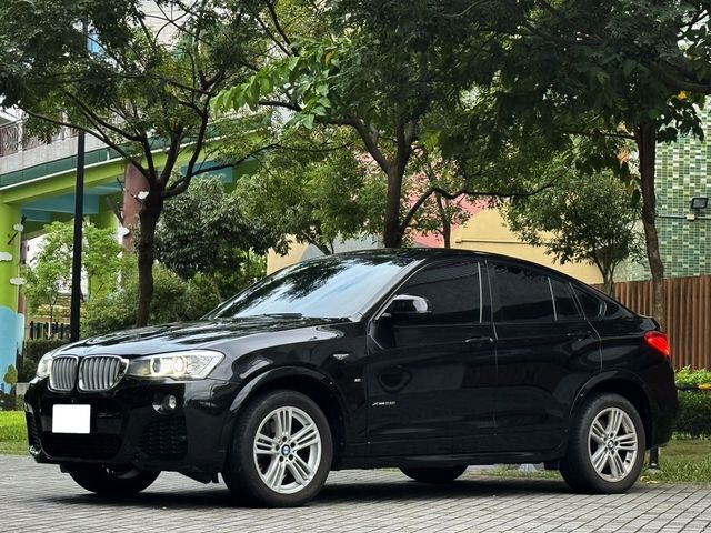 BMW寶馬 X4 XDRIVE28I  第1張相片