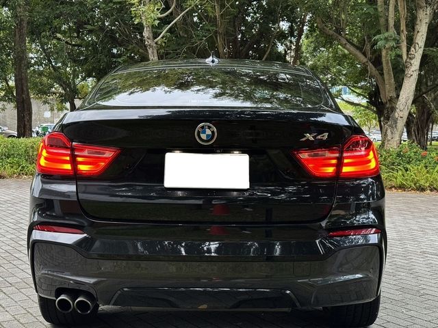BMW寶馬 X4 XDRIVE28I  第3張相片