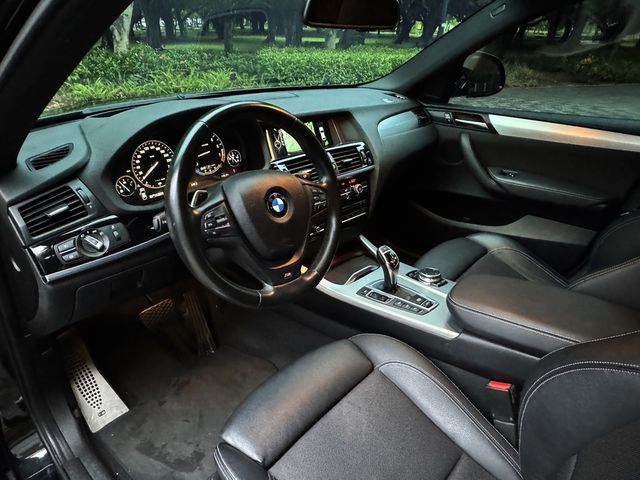 BMW寶馬 X4 XDRIVE28I  第5張相片