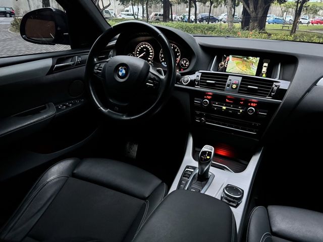 BMW寶馬 X4 XDRIVE28I  第8張相片