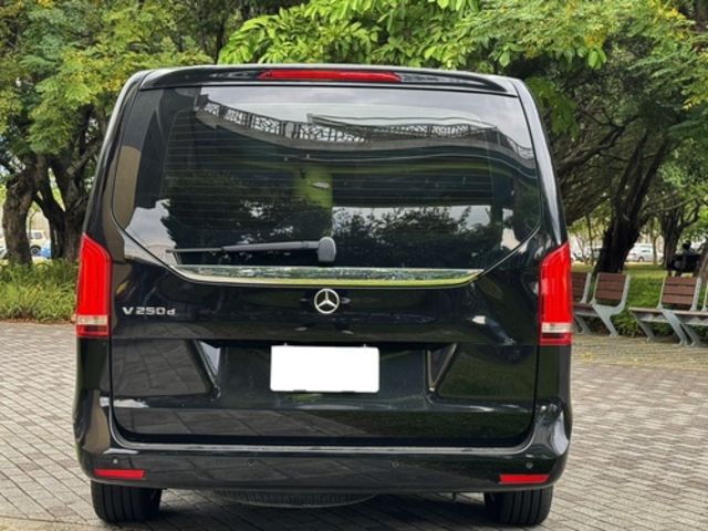 M-BENZ賓士 V250 D  第5張相片