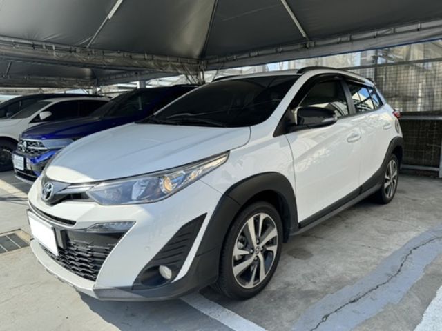 TOYOTA豐田 YARIS CROSSOVE  第1張相片