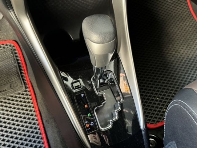 TOYOTA豐田 YARIS CROSSOVE  第8張相片