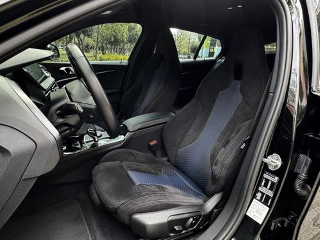 BMW寶馬 118D  第8張相片
