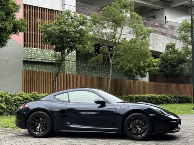 PORSCHE保時捷 CAYMAN  第3張相片