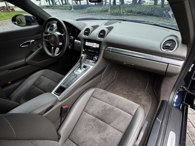 PORSCHE保時捷 CAYMAN  第8張相片