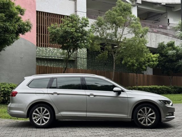 VOLKSWAGEN福斯 PASSAT VARIANT  第3張相片
