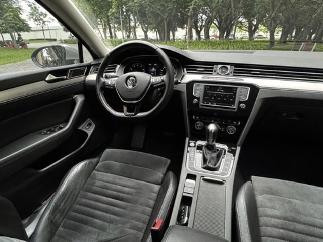 VOLKSWAGEN福斯 PASSAT VARIANT  第8張相片