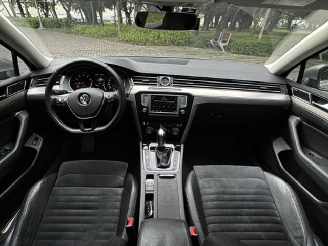VOLKSWAGEN福斯 PASSAT VARIANT  第9張相片