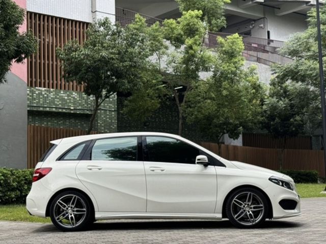 M-BENZ賓士 B180  第3張相片