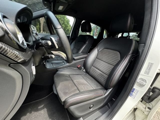M-BENZ賓士 B180  第6張相片