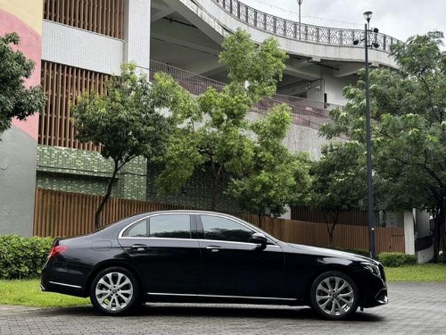 M-BENZ賓士 E250  第3張相片