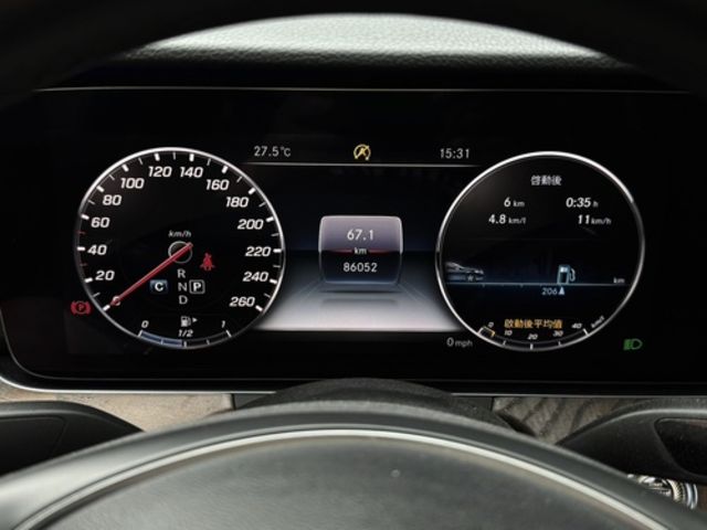M-BENZ賓士 E250  第13張相片