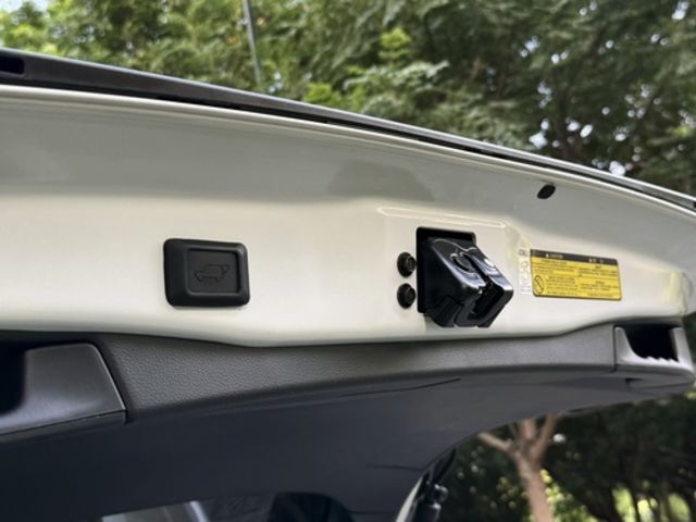 TOYOTA豐田 RAV4  第6張相片