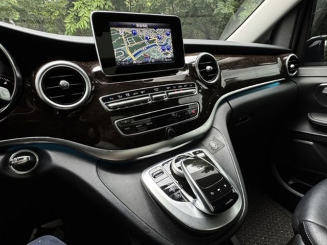 M-BENZ賓士 V250 D  第16張相片