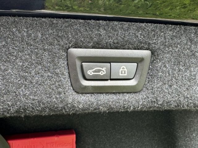 BMW寶馬 520I  第6張相片