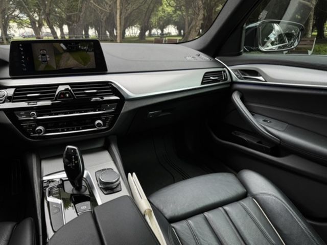 BMW寶馬 520I  第11張相片