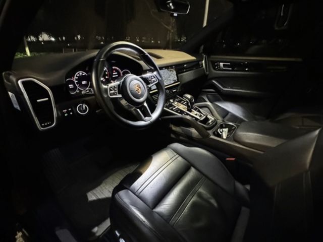 PORSCHE保時捷 CAYENNE  第7張相片